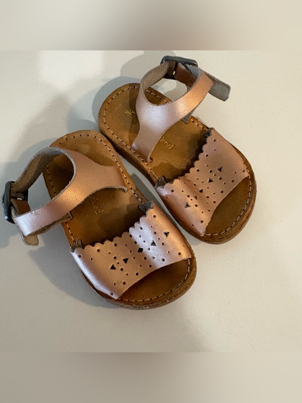 Freshly Picked laguna sandal in rose gold color size 3